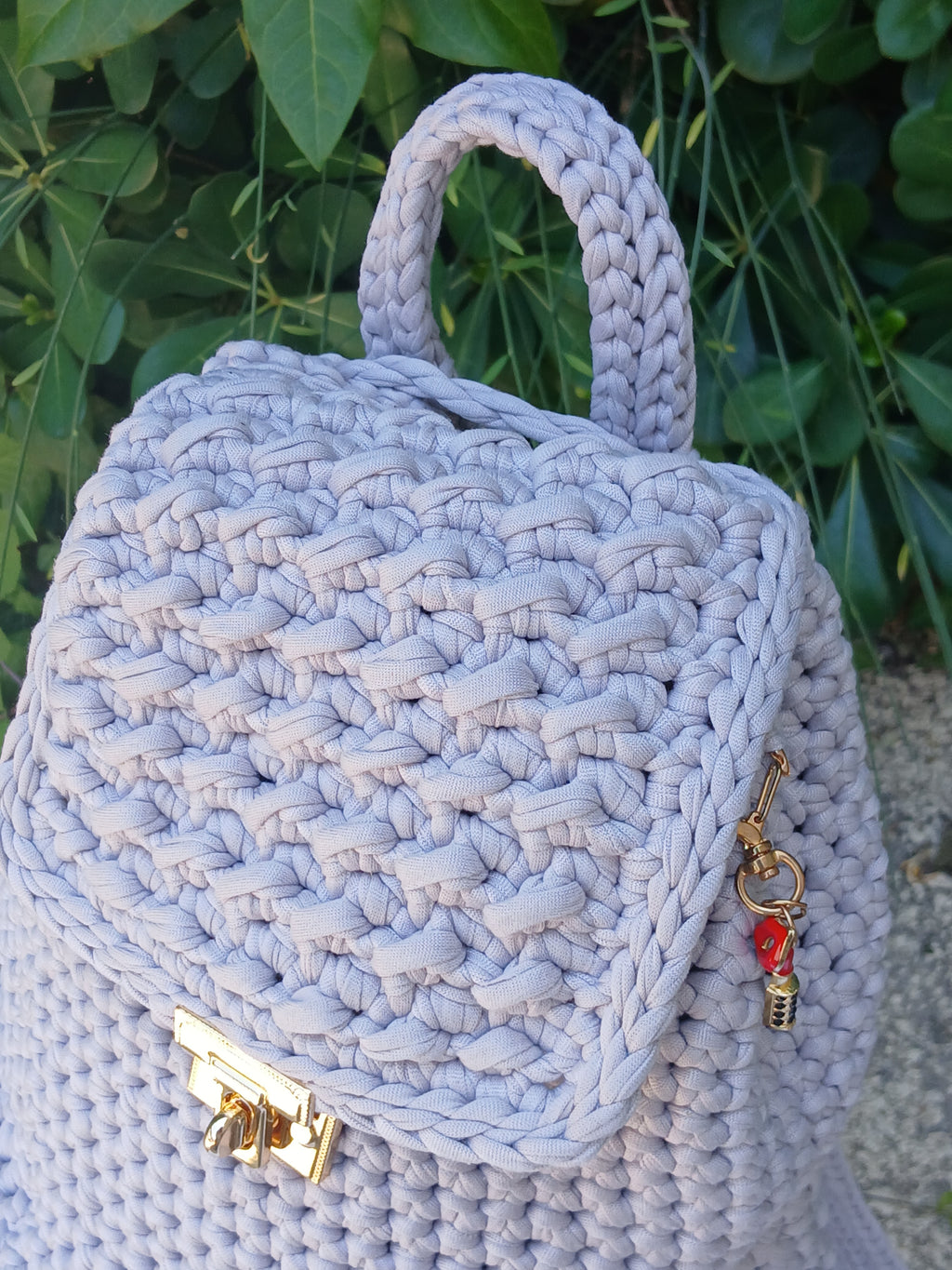 Sac a Dos au Crochet Gris