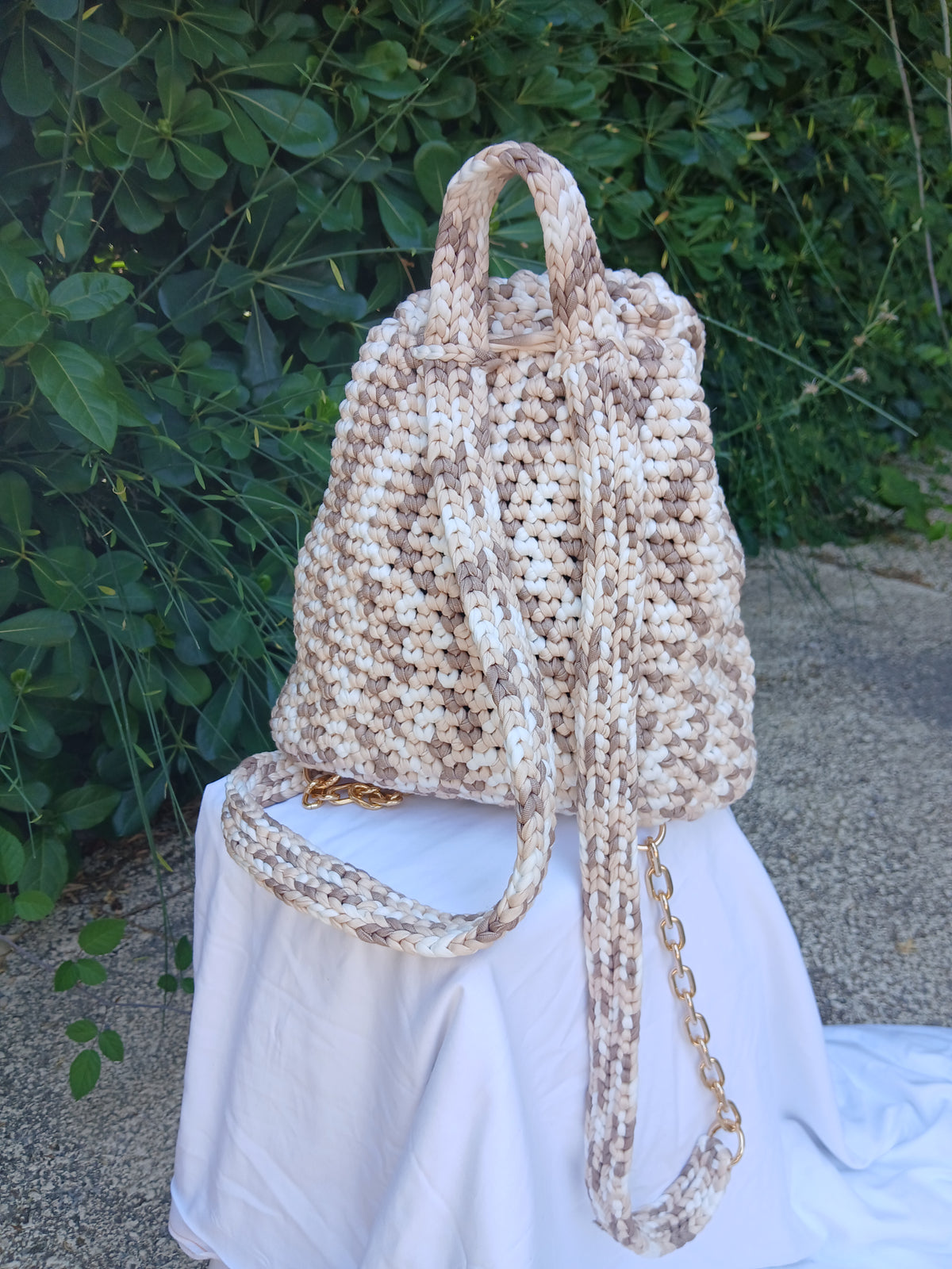 Sac a Dos au Crochet Gris